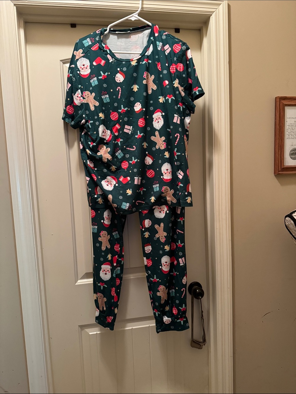 Women’s Green Santa & Gingerbread Holiday Pajama Set - Picture 1 of 4